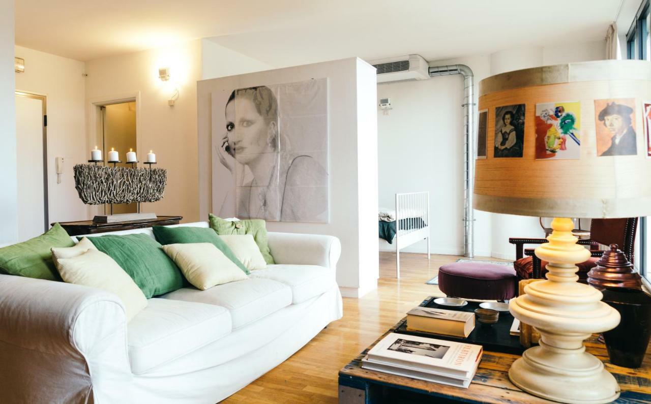 Ferienwohnung Latta Luxury Loft With Terrace Lucca Exterior foto