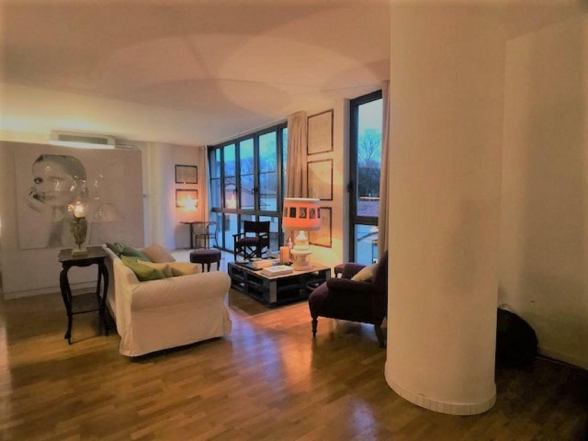 Ferienwohnung Latta Luxury Loft With Terrace Lucca Exterior foto